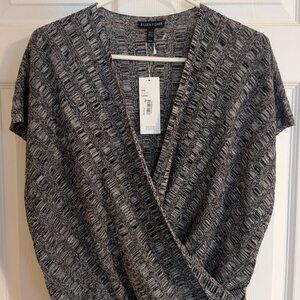 EILEEN FISHER SURPLICE FAUX WRAP TOP NWT Medium